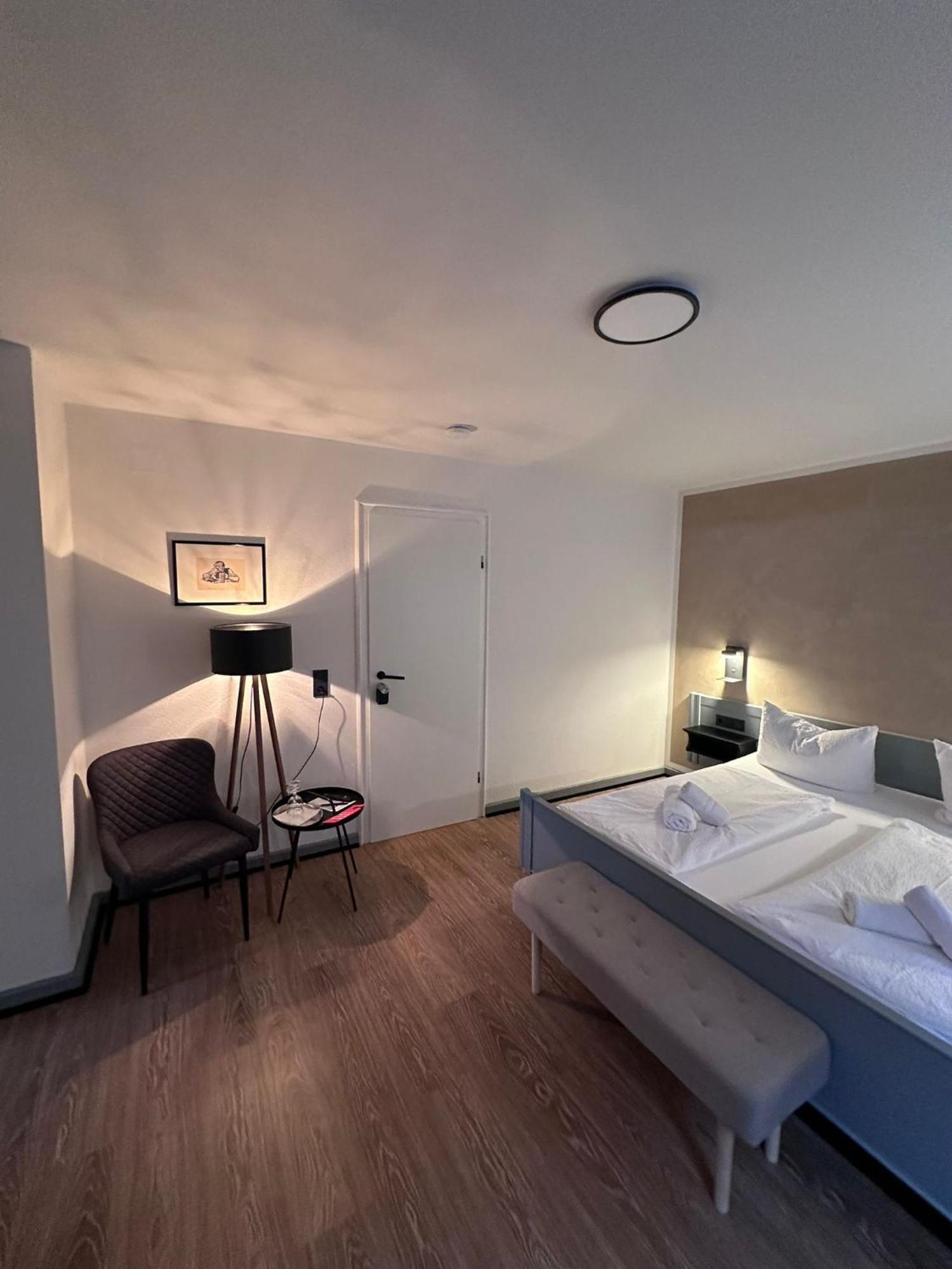 Gasthof Zum Goldenen Schiff - Lehm, Stil & Altstadtflair 막트브라이트 외부 사진