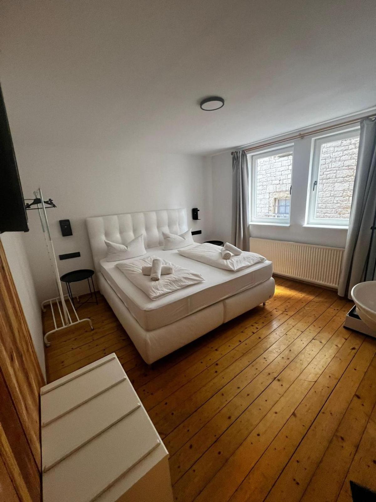 Gasthof Zum Goldenen Schiff - Lehm, Stil & Altstadtflair 막트브라이트 외부 사진