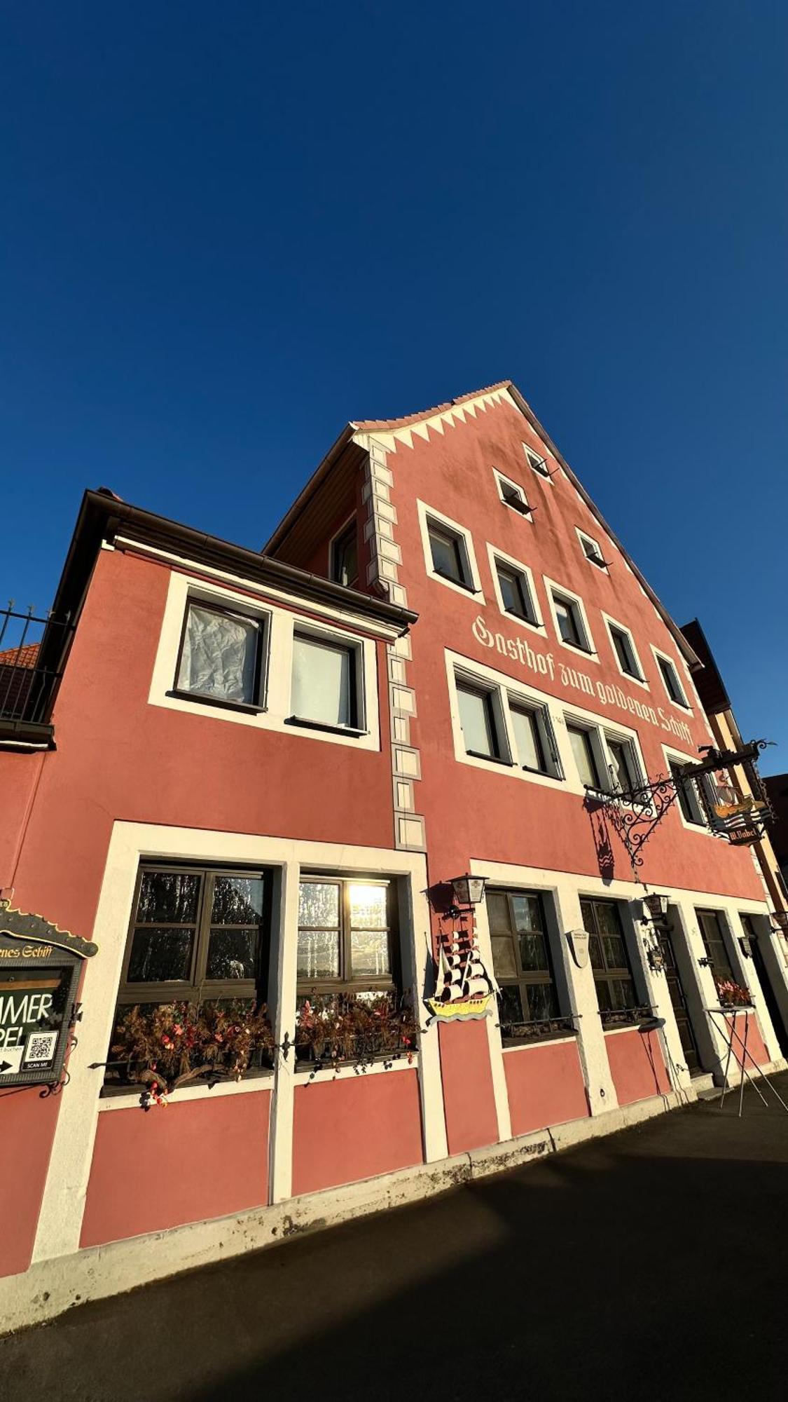 Gasthof Zum Goldenen Schiff - Lehm, Stil & Altstadtflair 막트브라이트 외부 사진